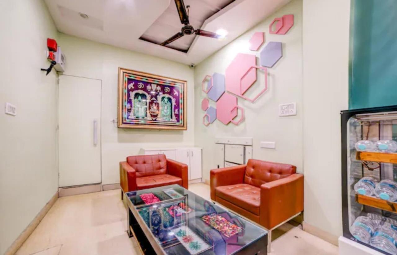 Hotel Nityaa Suites Νέο Δελχί Εξωτερικό φωτογραφία