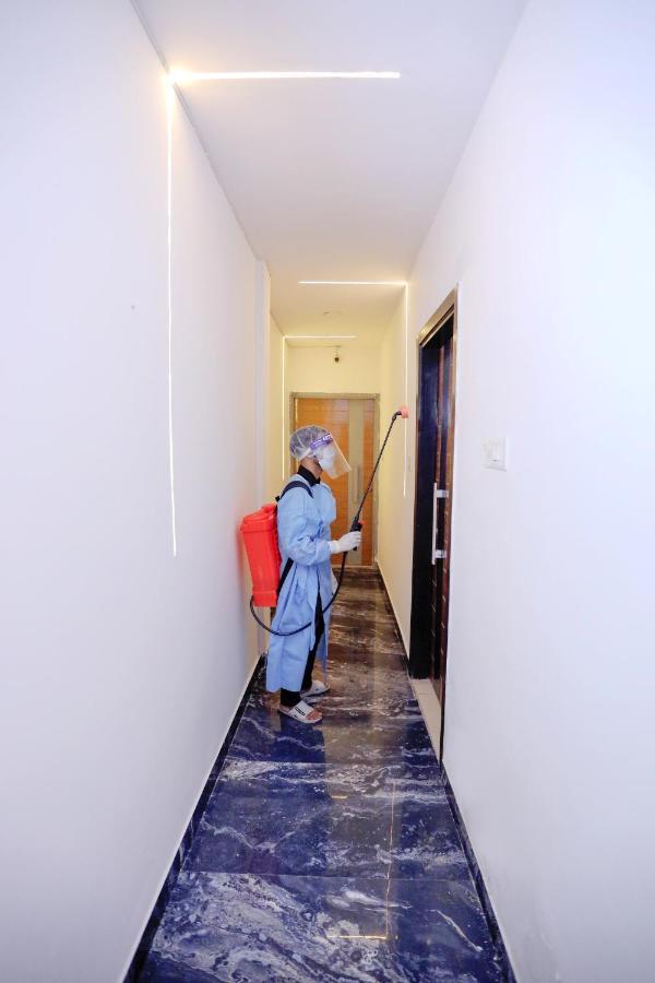 Hotel Nityaa Suites Νέο Δελχί Εξωτερικό φωτογραφία