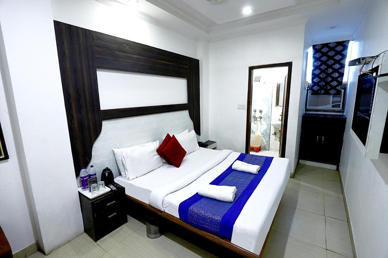 Hotel Nityaa Suites Νέο Δελχί Εξωτερικό φωτογραφία