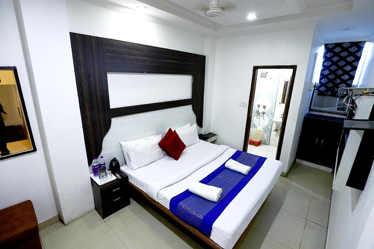 Hotel Nityaa Suites Νέο Δελχί Εξωτερικό φωτογραφία