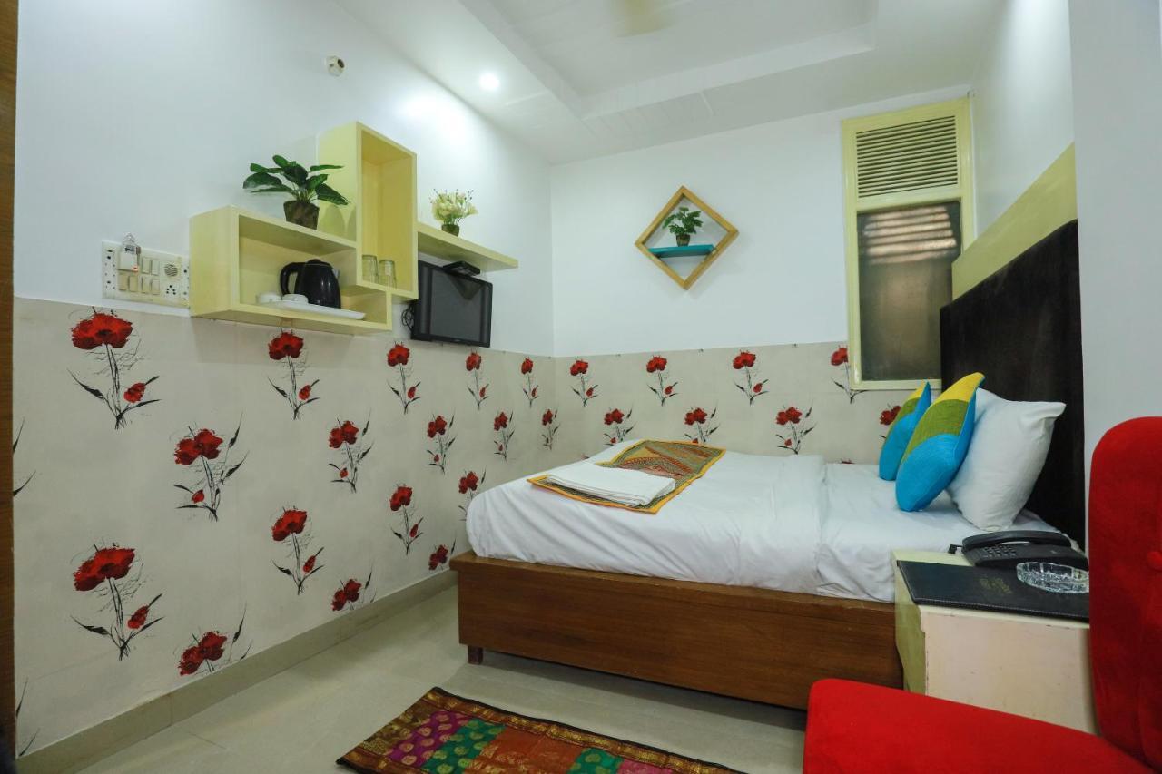 Hotel Nityaa Suites Νέο Δελχί Εξωτερικό φωτογραφία