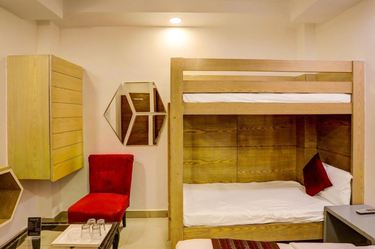 Hotel Nityaa Suites Νέο Δελχί Εξωτερικό φωτογραφία