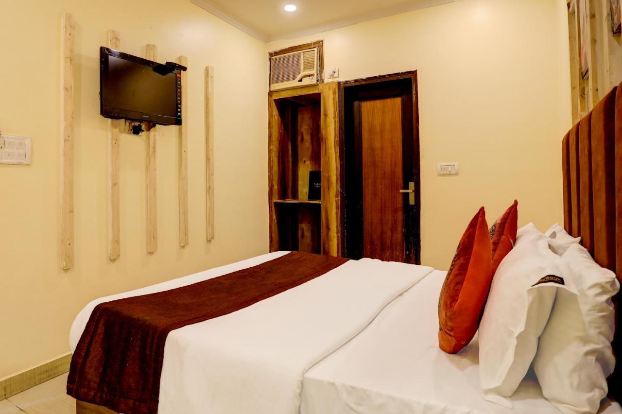 Hotel Nityaa Suites Νέο Δελχί Εξωτερικό φωτογραφία