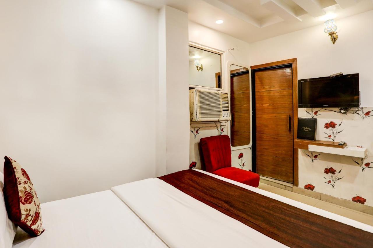 Hotel Nityaa Suites Νέο Δελχί Εξωτερικό φωτογραφία