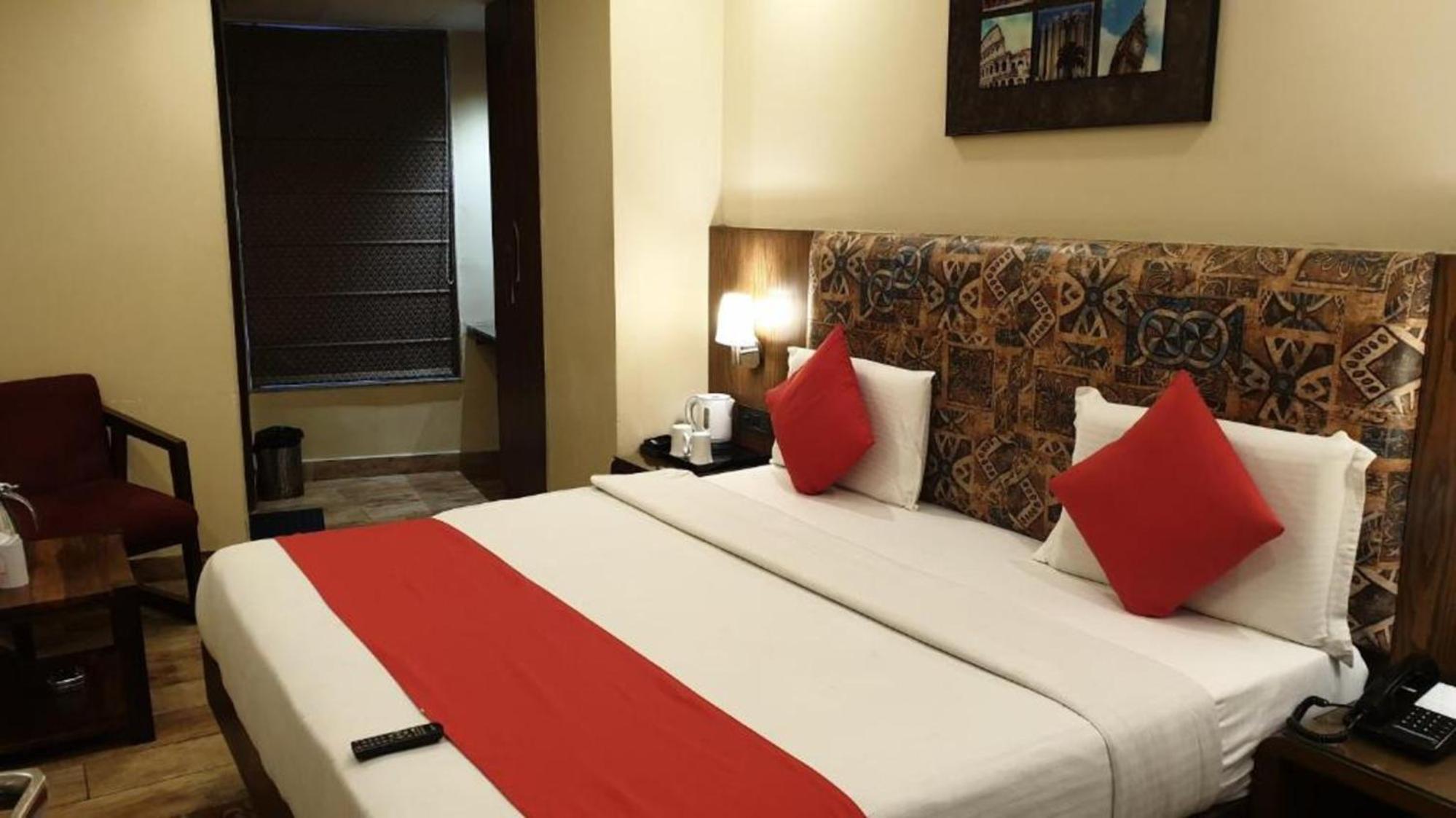 Hotel Nityaa Suites Νέο Δελχί Εξωτερικό φωτογραφία