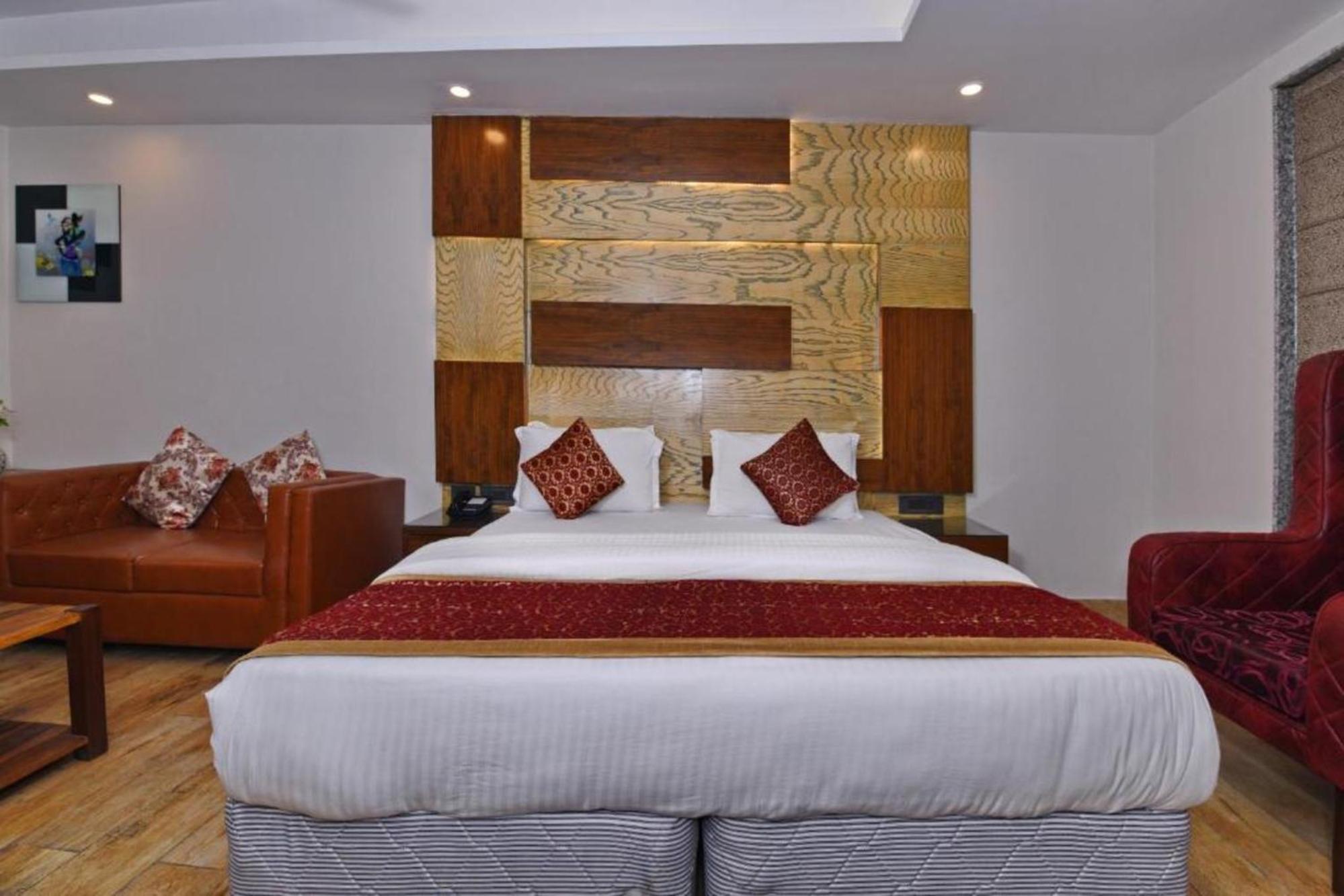 Hotel Nityaa Suites Νέο Δελχί Εξωτερικό φωτογραφία